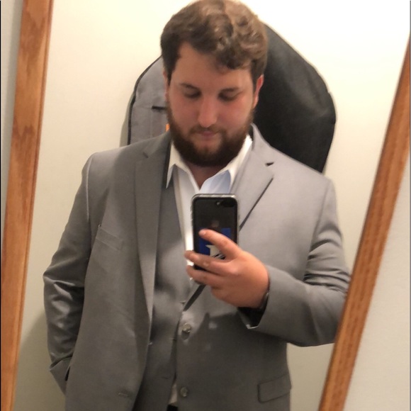 Meet your Posher, Andrew - Picture 1 of 1